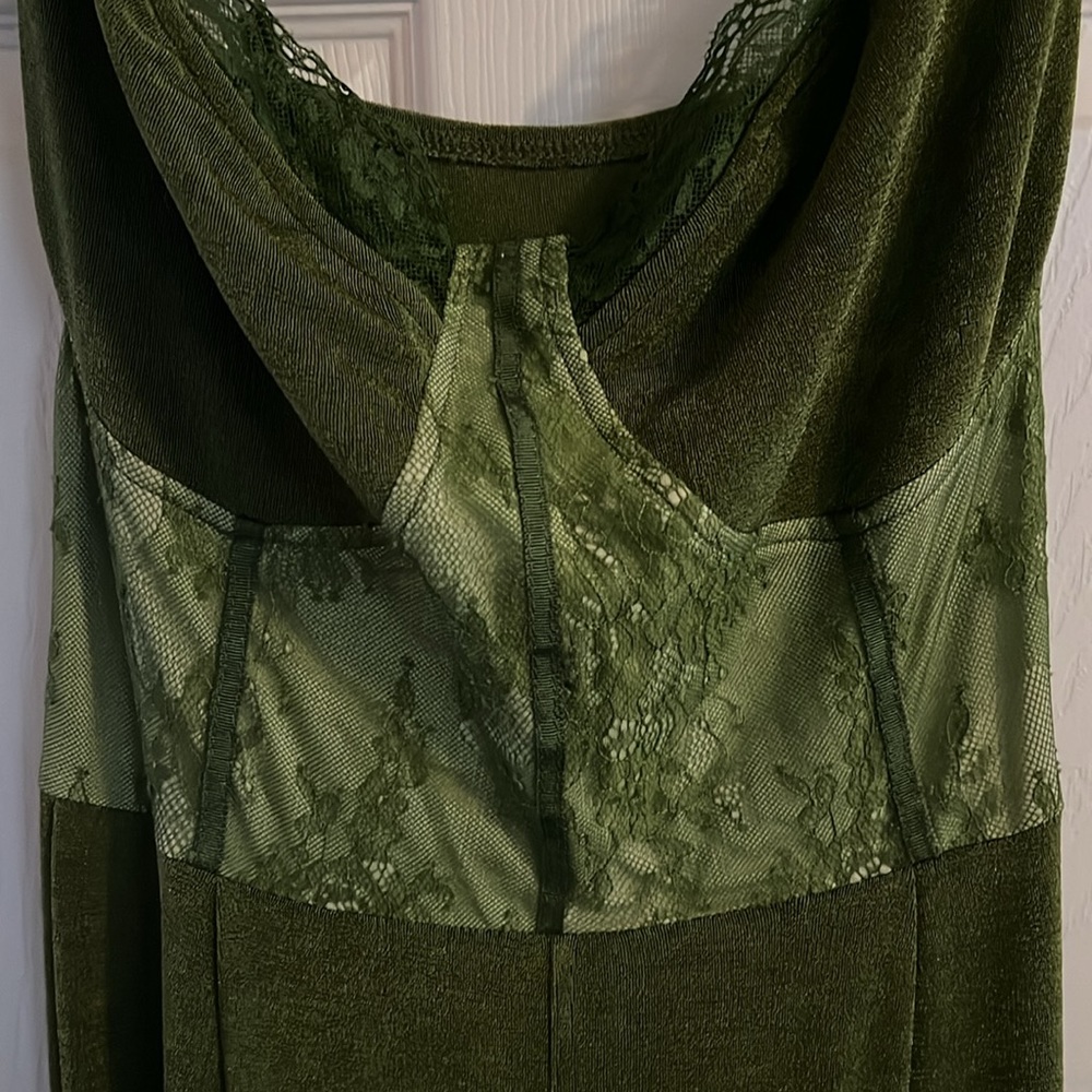 NWT Women’s Cider 3XL Green Lace Romper